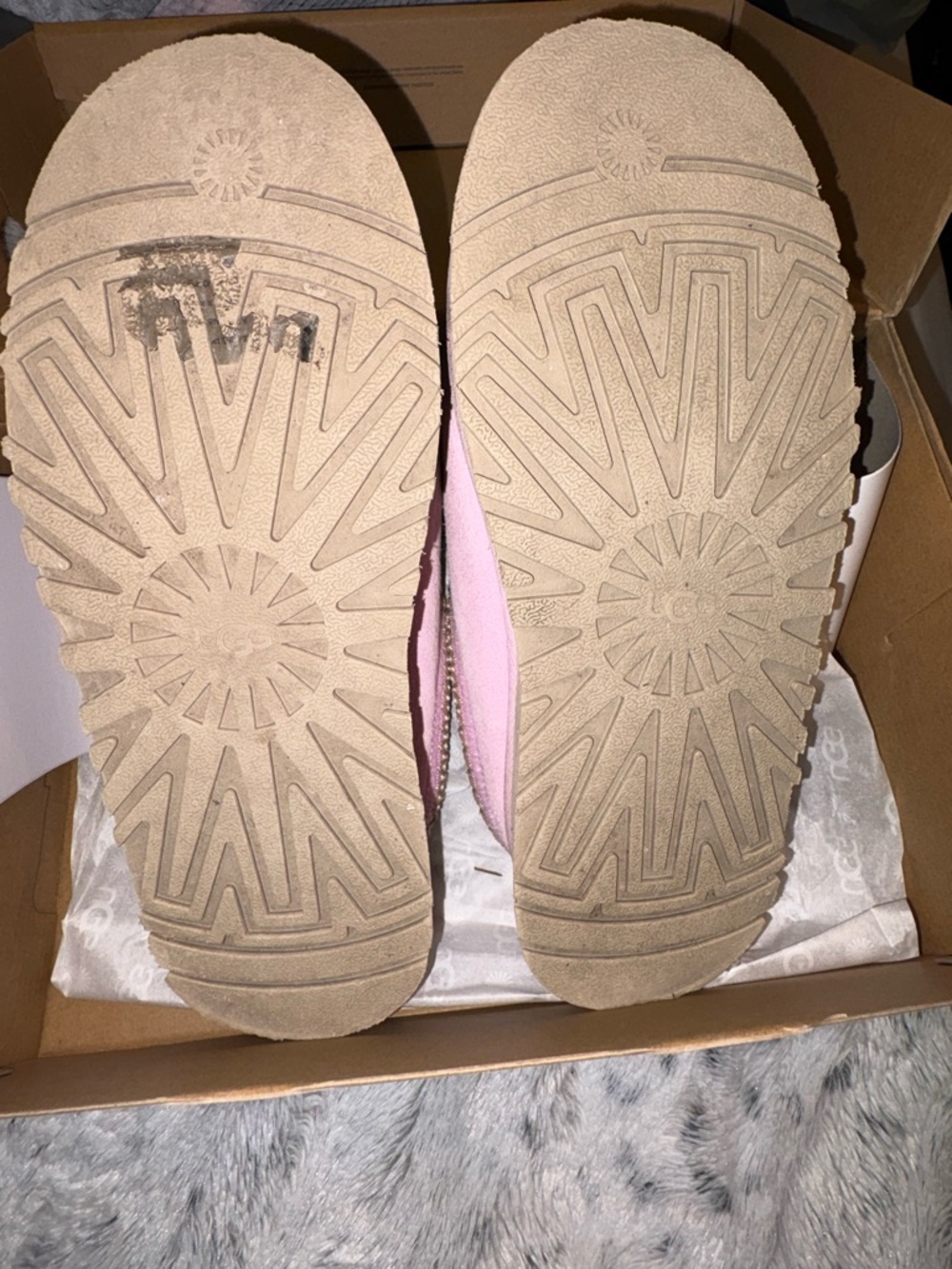 UGG Tazz II Slip-On Platform Slippers in Pink and Tan - Picture 5 of 6